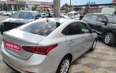 Hyundai Solaris II рестайлинг, 2017 год, 1 300 000 рублей, 6 фотография