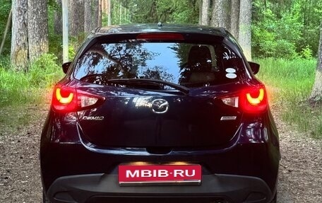 Mazda Demio IV, 2014 год, 1 300 000 рублей, 5 фотография