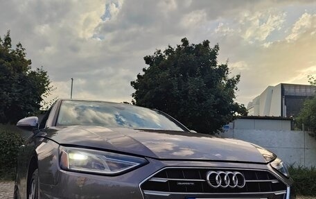 Audi A4, 2021 год, 2 750 000 рублей, 2 фотография