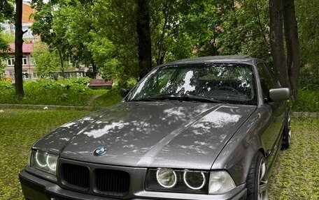 BMW 3 серия, 1994 год, 850 000 рублей, 9 фотография