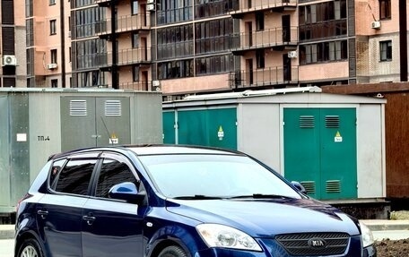 KIA cee'd I рестайлинг, 2009 год, 925 000 рублей, 1 фотография