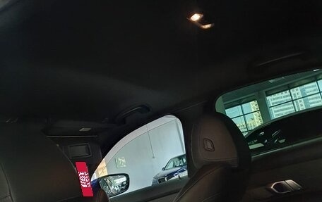 BMW 3 серия, 2019 год, 3 550 000 рублей, 14 фотография