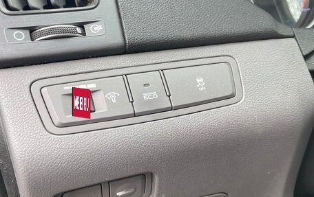 Hyundai Sonata VI, 2010 год, 950 000 рублей, 11 фотография