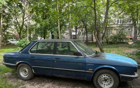 BMW 5 серия, 1981 год, 130 000 рублей, 3 фотография