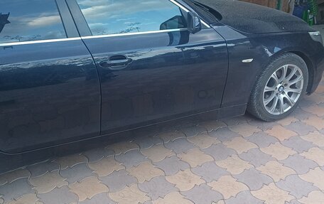 BMW 5 серия, 2004 год, 960 000 рублей, 3 фотография