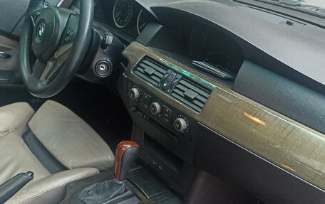 BMW 5 серия, 2004 год, 960 000 рублей, 5 фотография