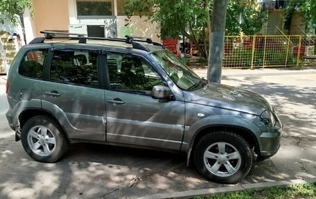 Chevrolet Niva I рестайлинг, 2018 год, 750 000 рублей, 1 фотография