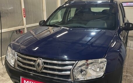 Renault Duster I рестайлинг, 2014 год, 890 000 рублей, 1 фотография