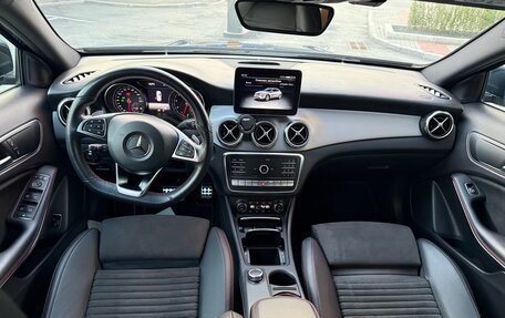 Mercedes-Benz GLA, 2019 год, 2 650 000 рублей, 10 фотография