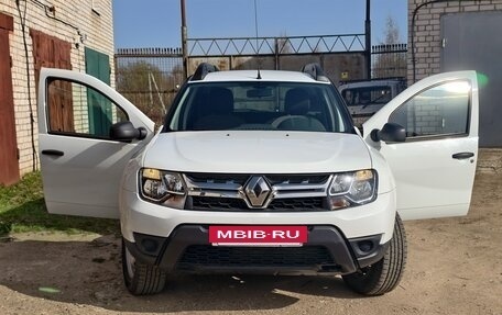 Renault Duster I рестайлинг, 2018 год, 1 450 000 рублей, 3 фотография