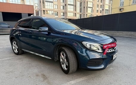 Mercedes-Benz GLA, 2019 год, 2 650 000 рублей, 2 фотография