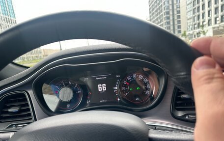Dodge Challenger III рестайлинг 2, 2017 год, 2 900 000 рублей, 12 фотография
