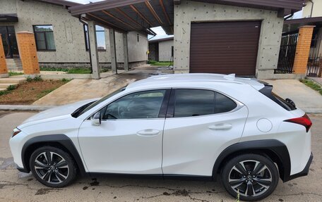 Lexus UX I, 2018 год, 3 300 000 рублей, 11 фотография
