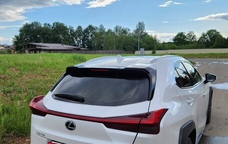 Lexus UX I, 2018 год, 3 300 000 рублей, 8 фотография