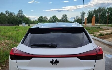 Lexus UX I, 2018 год, 3 300 000 рублей, 9 фотография