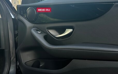 Mercedes-Benz C-Класс, 2016 год, 2 365 000 рублей, 10 фотография
