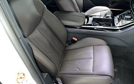 Audi A8, 2023 год, 11 000 000 рублей, 10 фотография