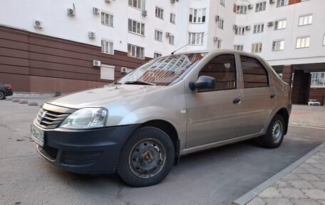 Renault Logan I, 2010 год, 325 000 рублей, 2 фотография