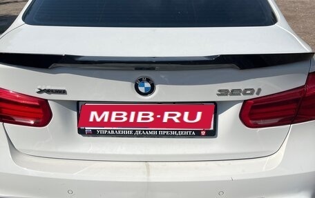 BMW 3 серия, 2017 год, 2 700 000 рублей, 2 фотография
