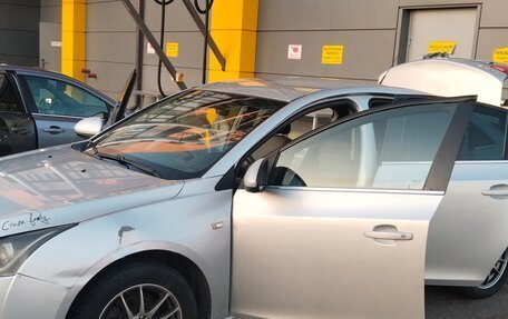 Chevrolet Cruze II, 2010 год, 549 000 рублей, 2 фотография