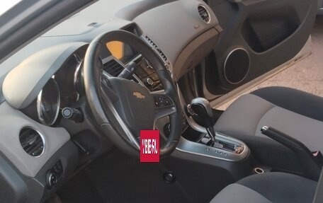 Chevrolet Cruze II, 2010 год, 549 000 рублей, 15 фотография