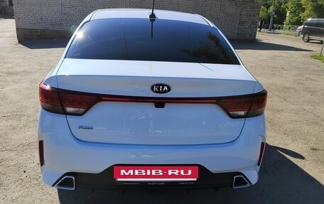KIA Rio IV, 2020 год, 1 660 000 рублей, 2 фотография