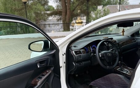 Toyota Camry, 2016 год, 2 300 000 рублей, 7 фотография