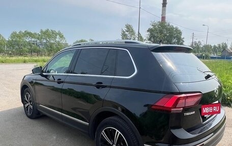 Volkswagen Tiguan II, 2018 год, 2 100 000 рублей, 5 фотография