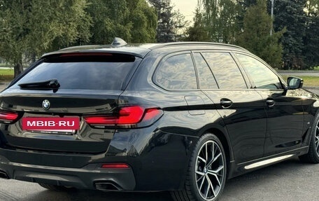 BMW 5 серия, 2022 год, 4 238 000 рублей, 3 фотография