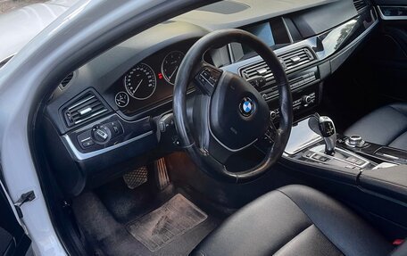 BMW 5 серия, 2013 год, 1 800 000 рублей, 28 фотография