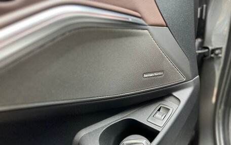 BMW 3 серия, 2019 год, 3 900 000 рублей, 12 фотография