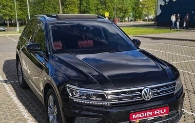 Volkswagen Tiguan II, 2017 год, 3 200 000 рублей, 1 фотография