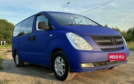 Hyundai Grand Starex Grand Starex I рестайлинг 2, 2010 год, 1 570 000 рублей, 2 фотография