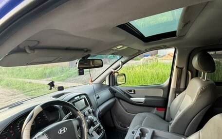 Hyundai Grand Starex Grand Starex I рестайлинг 2, 2010 год, 1 570 000 рублей, 8 фотография