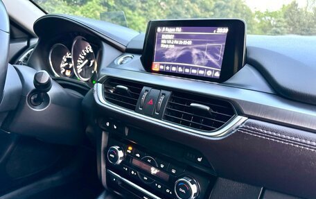 Mazda 6, 2017 год, 1 850 000 рублей, 33 фотография