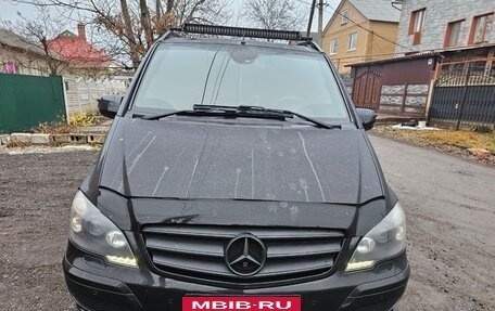 Mercedes-Benz Viano, 2012 год, 2 500 000 рублей, 2 фотография