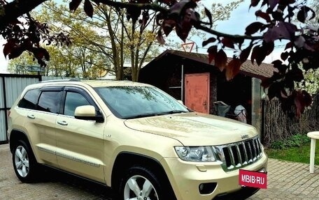 Jeep Grand Cherokee, 2011 год, 1 850 000 рублей, 2 фотография