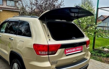 Jeep Grand Cherokee, 2011 год, 1 850 000 рублей, 6 фотография