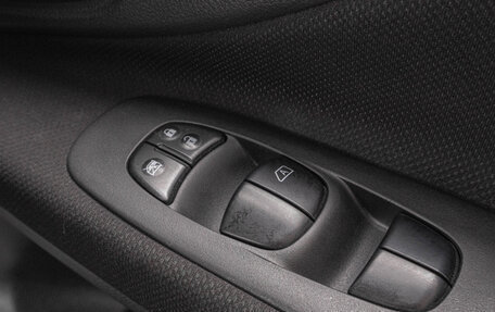 Nissan Serena IV, 2016 год, 1 649 000 рублей, 8 фотография
