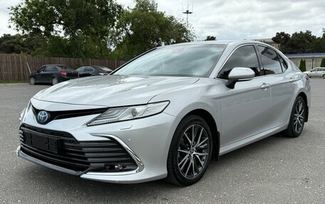 Toyota Camry, 2022 год, 3 350 000 рублей, 8 фотография