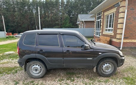 Chevrolet Niva I рестайлинг, 2012 год, 540 000 рублей, 3 фотография