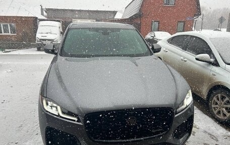 Jaguar F-Pace, 2021 год, 5 900 000 рублей, 10 фотография