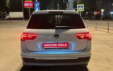 Volkswagen Tiguan II, 2020 год, 2 500 000 рублей, 3 фотография