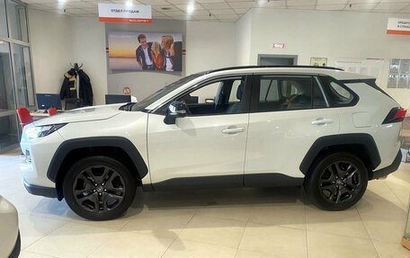 Toyota RAV4, 2024 год, 5 400 000 рублей, 3 фотография