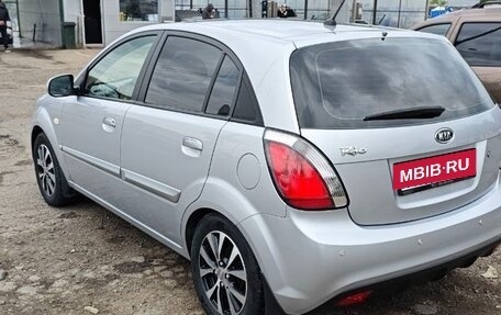 KIA Rio II, 2011 год, 820 000 рублей, 5 фотография