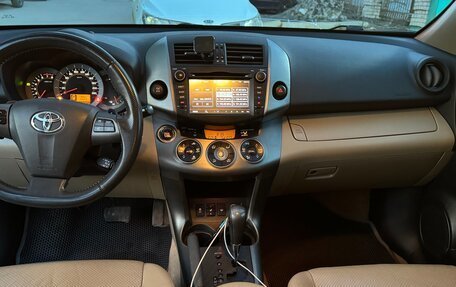 Toyota RAV4, 2011 год, 1 300 000 рублей, 7 фотография