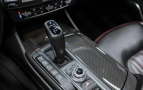 Maserati Levante I, 2019 год, 4 700 000 рублей, 18 фотография