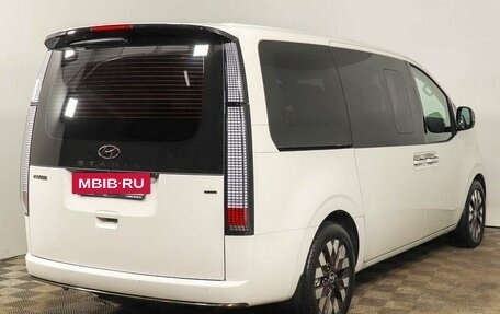 Hyundai Staria, 2025 год, 7 990 000 рублей, 4 фотография