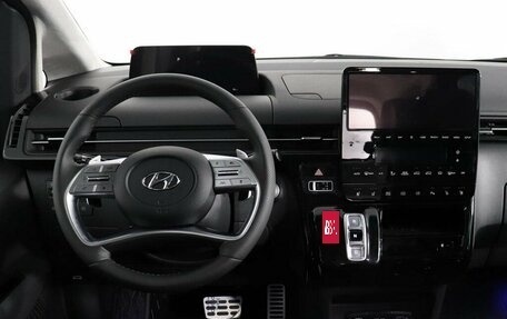 Hyundai Staria, 2025 год, 7 990 000 рублей, 16 фотография