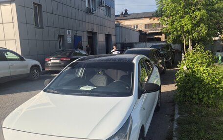 Hyundai Solaris II рестайлинг, 2019 год, 1 068 000 рублей, 2 фотография